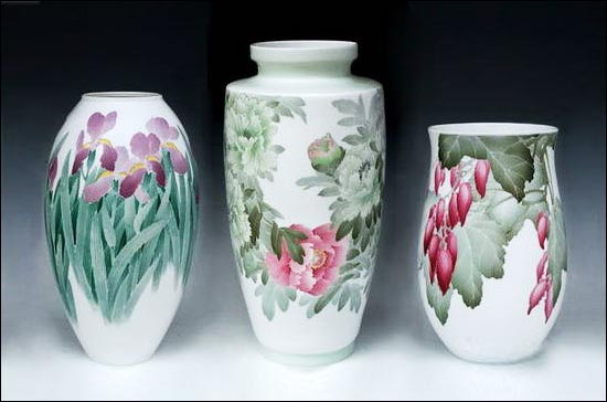 中式配饰之淡雅清新的手绘陶瓷