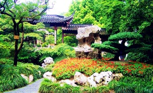 品园丨中式古典园林山石灵透之景